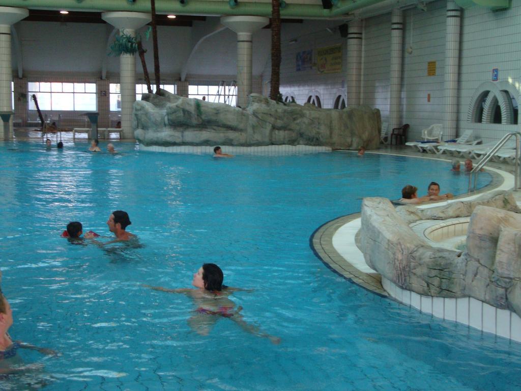 Happy Camp Mobile Homes In Camping Terme Catez Чатеж об Сави Екстериор снимка