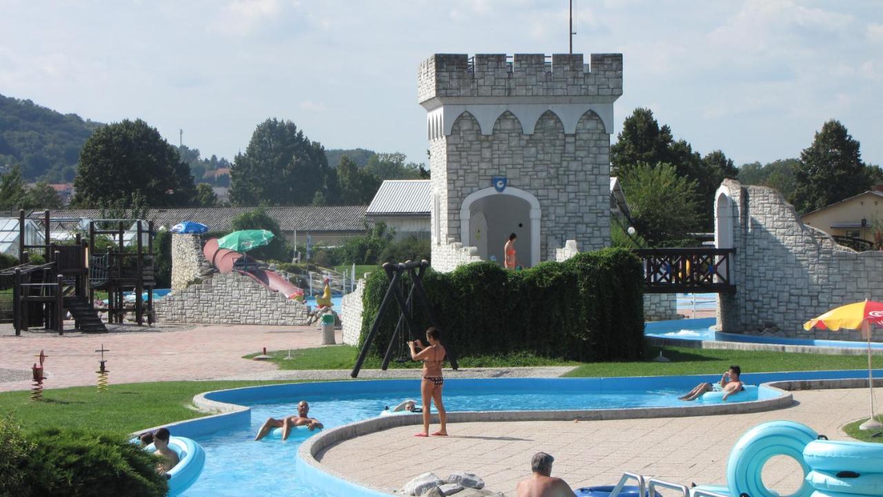 Happy Camp Mobile Homes In Camping Terme Catez Чатеж об Сави Екстериор снимка
